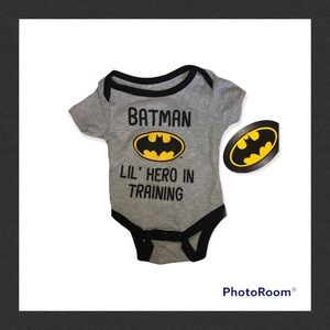 HP 2/23 - BATMAN ONESIE